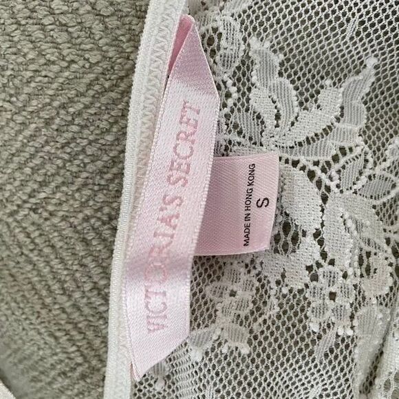 Victoria's Secret stretchy sheer lace chemise ivory Small - Picture 4 of 9